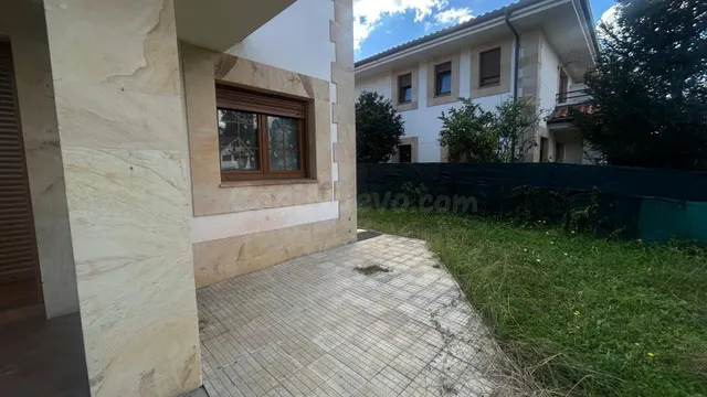 CHALET PAREADO EN VILLANUEVA DE VILLAESCUSA - foto 3