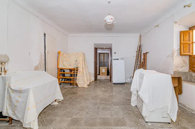 Casa señorial con terraza y posibilidad de rentabilidad. — 29