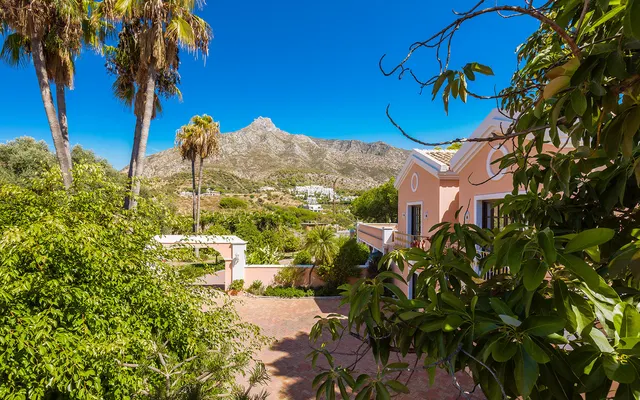 Chalet 20 habitaciones 1785m² en venta - Marbella — 44