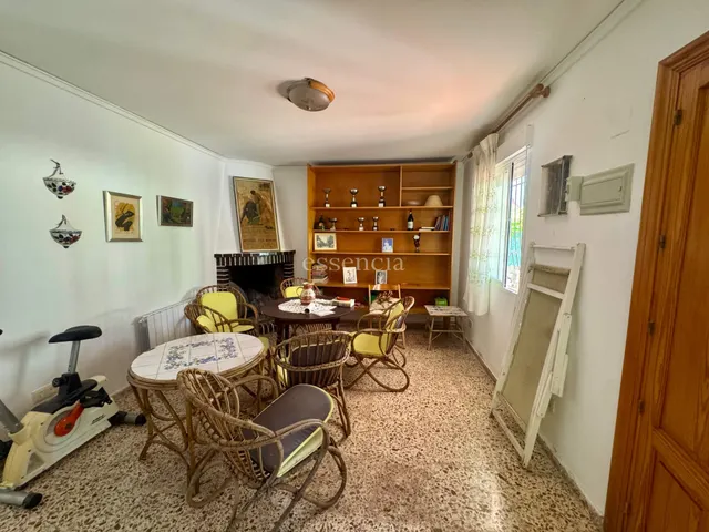 ESPECTACULAR CHALET EN LA DROVA — 12