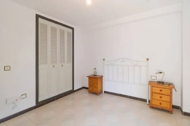 CASA EN SEGUNDA LÍNEA DE PLAYA, URBANIZACIÓN MARE NOSTRUM — 28
