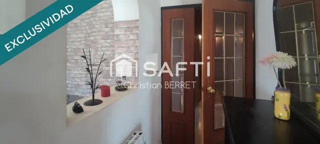 Chalet independiente con piscina y gran parcela. — 18