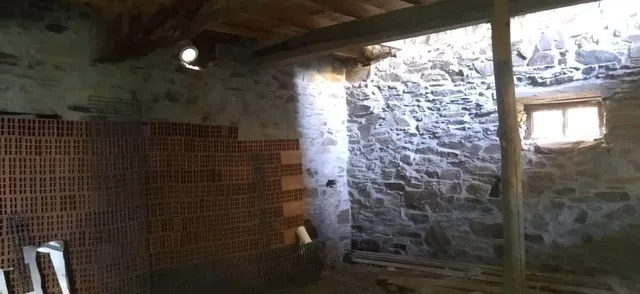 SE VENDE CASA EN CONSTRUCCIÓN  EN VILLANUEVA DE VALDUEZA — 17