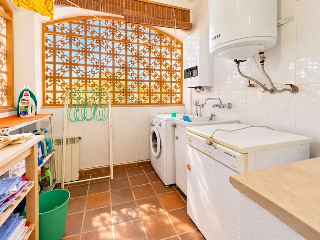 Apartamento con amplia terraza y vistas al puerto en Portopetro — 22