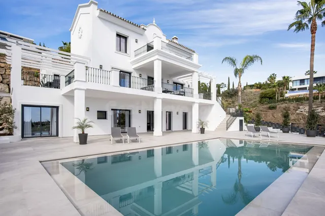 Chalet 5 habitaciones 537m² en venta - Costa del Sol - foto 2