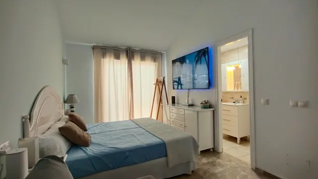 Ático dúplex con vistas panorámicas en benamádena — 50