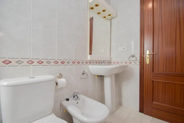 ¡Vive en una de las zonas más cotizadas de Granada! — 39