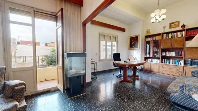 CASA DE DOS PLANTAS DE 180 M2 CADA UNA EN EL CORAZON DE TORRENT — 32