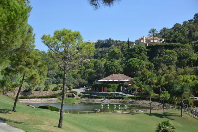 Chalet 4 habitaciones 610m² en venta - Costa del Sol — 14
