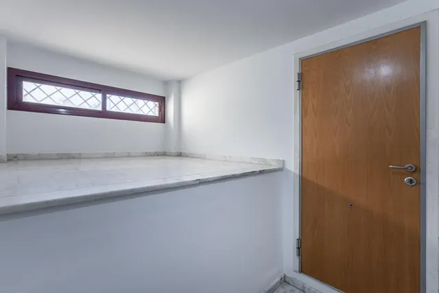 Ático dúplex junto Alhamar con 2 garajes y 2 trasteros — 26