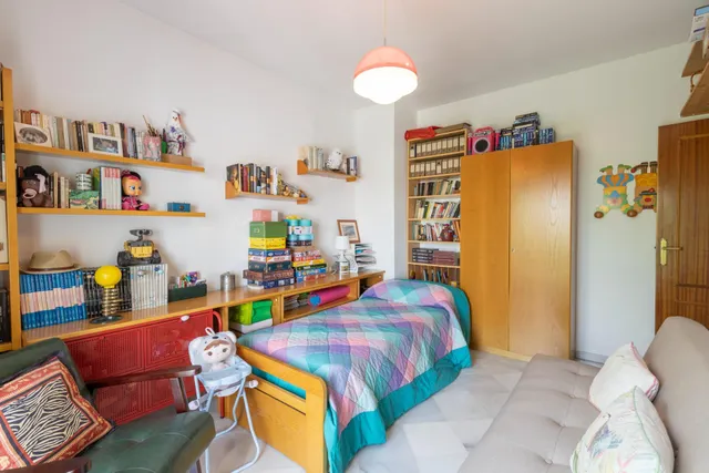 Chalet pareado con piscina, jardín y bonitas vistas a Granada en La Zubia — 35