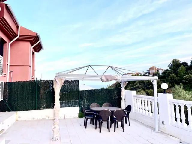 Casa adosada 3 dormitorios - la estupa budista — 29
