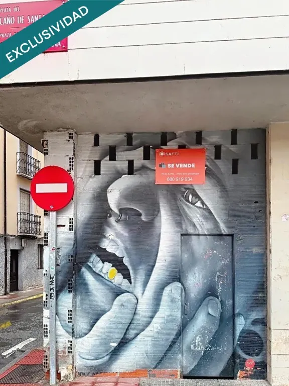 LOCAL COMERCIAL EN ESQUINA – Calle Santa Ana 2, CENTRO DE LEÓN · 93 m² con posible salida de humos junto al BARRIO HÚMEDO — 20