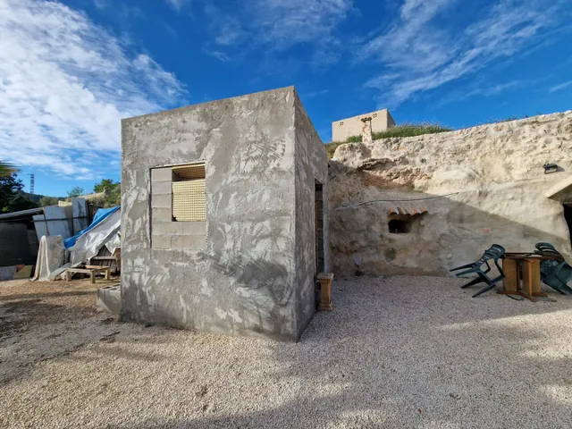 TERRENO CON CASA - CUEVA EN EL HONDON DE LAS NIEVES — 8