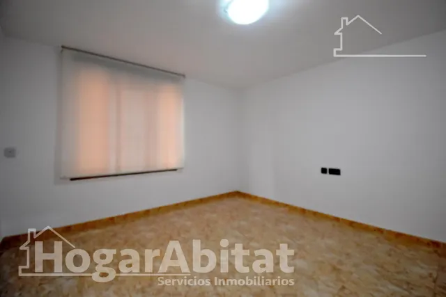 Espacio familiar y comodidad absoluta en este piso totalmente exterior con garaje privado cerrado — 26