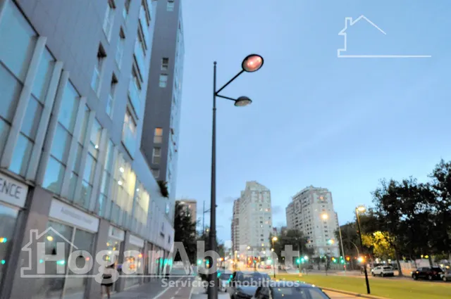 Vive con el confort de un exclusivo residencial con piscina, zonas verdes, garaje y trastero — 39
