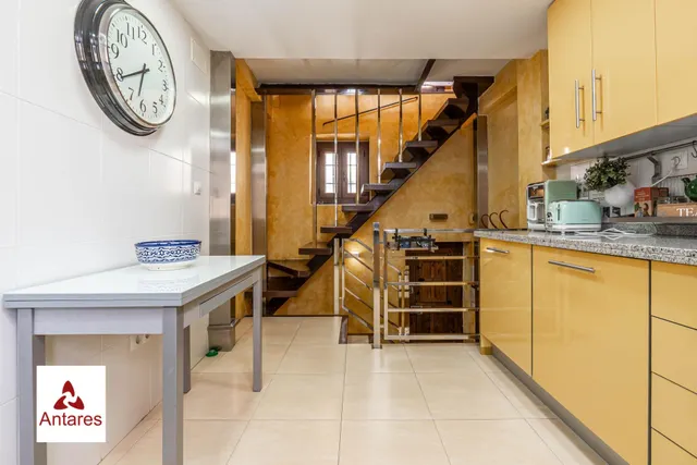 Espectacular casa con vistas directas a la Alhambra y Licencia Turística Activa en el Albaicín — 8
