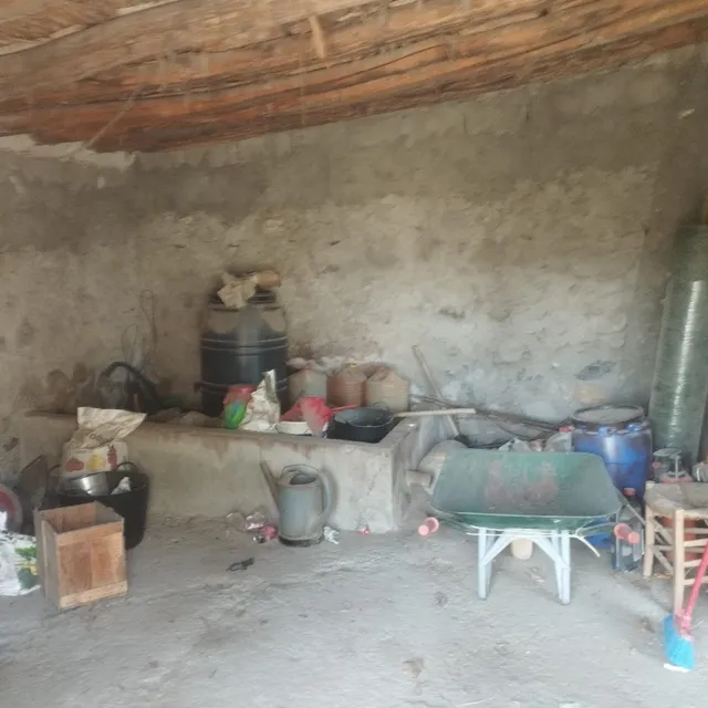 LÚCAR( ALMERÍA ). VENTA DE CORTIJO CON TERRENO. — 28