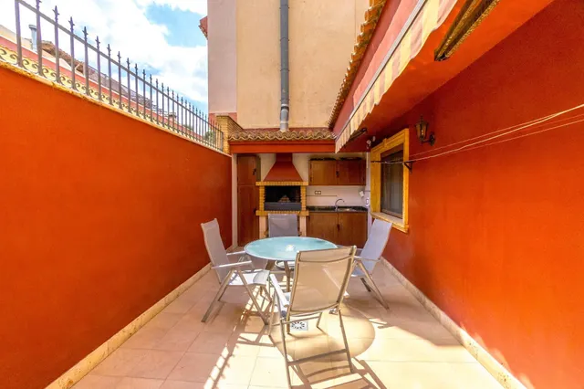 Impresionante villa de 620 metros con piscina, sotano, bodega y GYM!!! — 27