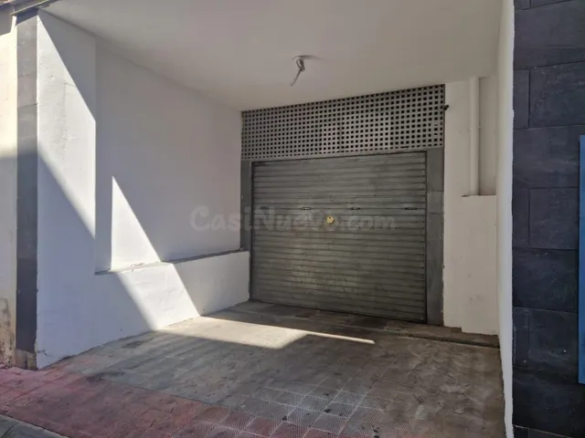 Plaza de parking en pleno centro de Roses