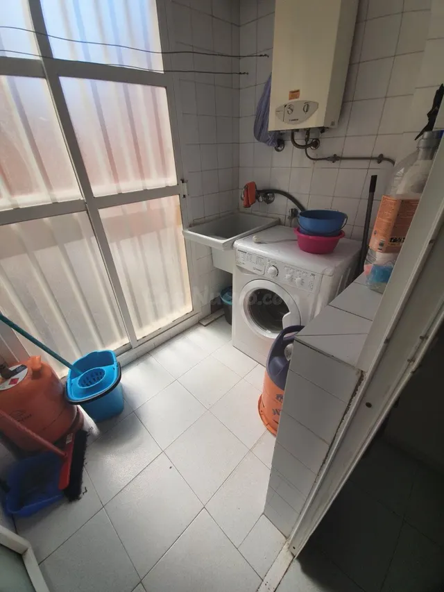 PISO PARA ESTUDIANTES — 5