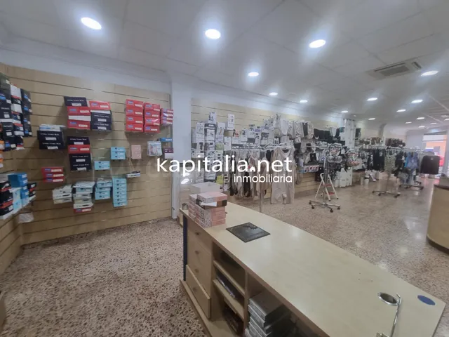 Local a la venta en Ontinyent - foto 3