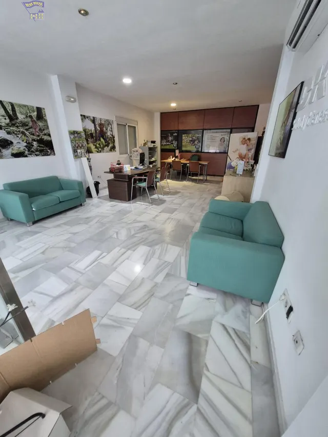 SE VENDE LOCAL COMERCIAL EN ZONA CERCANO A CENTRO — 2