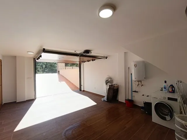 Villa 5 habitaciones 256m² en venta - Zona Pueblo — 18