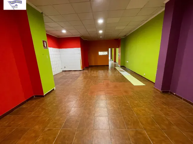 Local comercial 112m² en venta - Ensanche-Franciscanos - foto 5