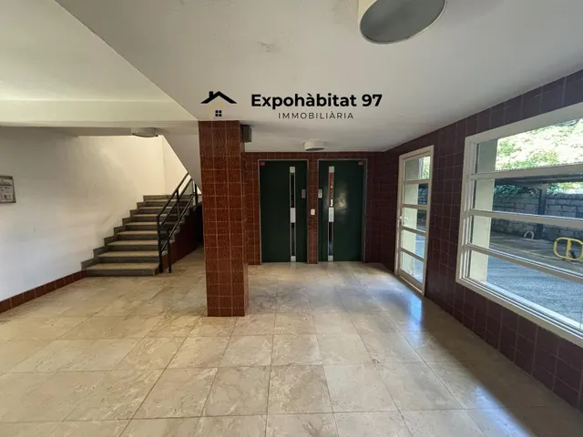 ¡APARTAMENTO DE 3 habitaciones CON 2 BAÑOS ESQUINERO DE 100 M2! — 28
