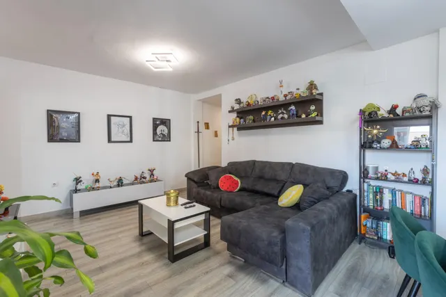 Piso con terraza de 31 m2 y cochera en el centro de hijar — 7