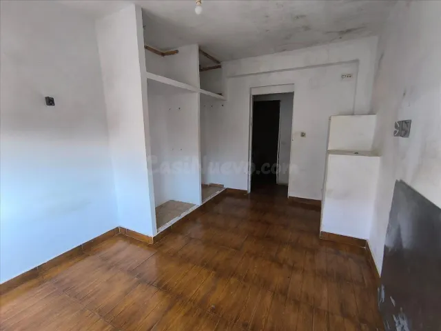 Casa adosada de 177 m2 para reformar en Algeciras | 3 dormitorios | Sin comisión — 5