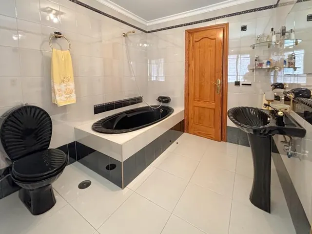 CASA EN VENTA EN ATARFE — 22