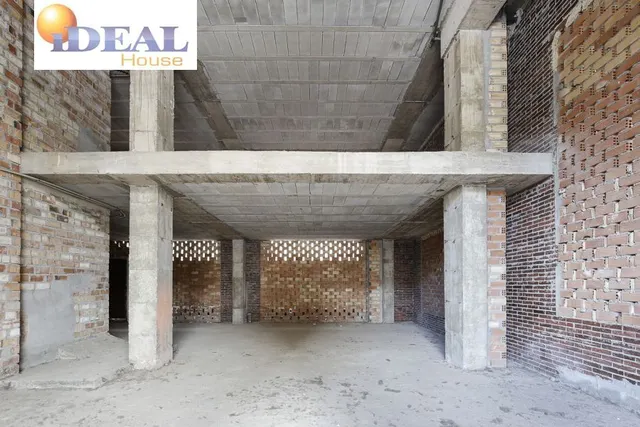 Oportunidad de inversión en local comercial al lado de Constitución. — 11