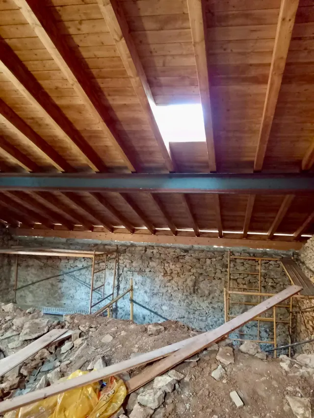 Casa de piedra con encanto y gran potencial turístico en san martín de las ollas — 14