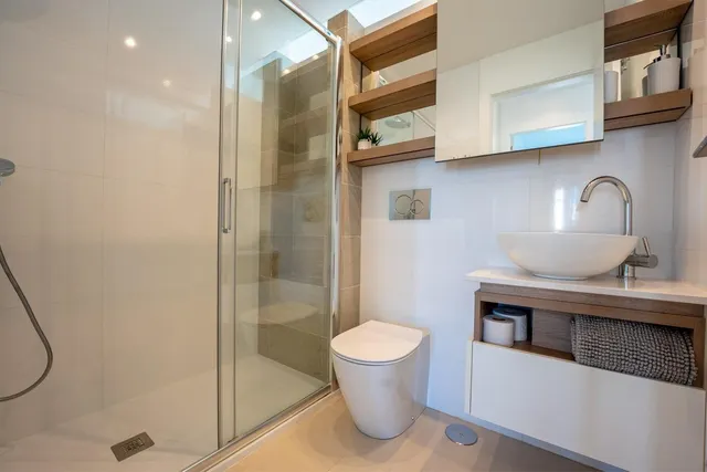 Apartamento 2 hab, 2 baños y solarium — 11