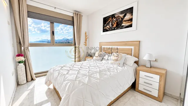 Exclusivo apartamento reformado en la planta 19 de torre lugano – Benidorm — 16