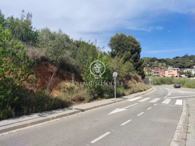 Terreno urbano con vistas al mar en venta en Sant Pol — 3