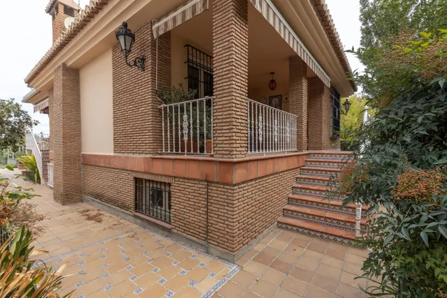 Complejo industrial con vivienda en Alhendín con 2500 metros cuadrados — 41