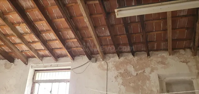 SE VENDE CASA PARA REFORMAR EN LA COVA SANTA - foto 5