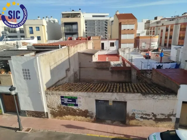 Parcela, solar o patio en el centro y casco histórico de Oropesa, particular o promotor — 14