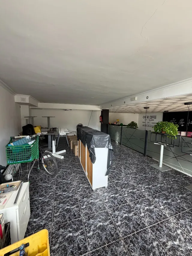 Bar-cafetería con obrador de panadería y pastelería en traspaso en la camella, Arona — 11