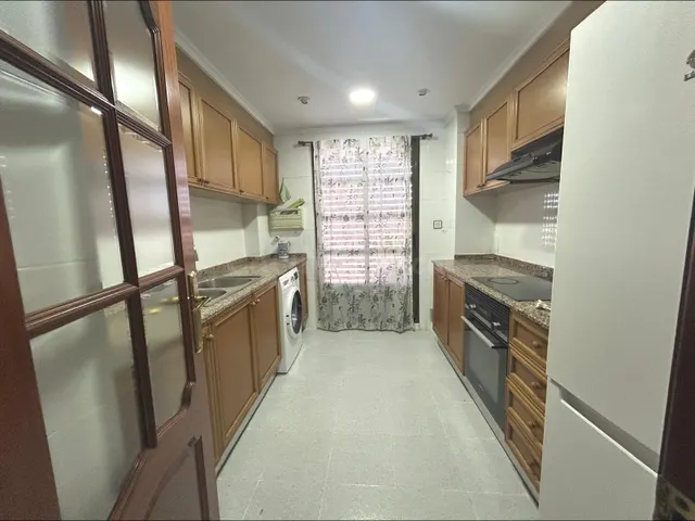 FABULOSA VIVIENDA EN AVENIDA CONSTITUCIÓN DE 3 habitaciones 