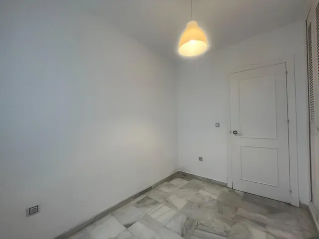 ESPECTACULAR PISO DE 5 DORMITORIOS EN LA MEJOR ZONA DEL PUERTO DE SANTA MARIA — 35