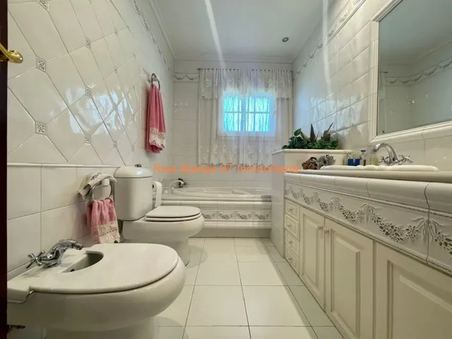 REF 2957 CHALET EXCLUSIVO 4 DORM. CON VISTAS A LA RIA DE VIGO ( REDONDELA ) — 33