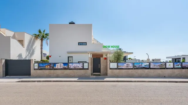 DEHESA DE CAMPOAMOR — 19