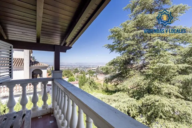 CASA PAREADA EN LA ZUBIA CON PISCINA, ZONA DE BARBACOA Y JARDÍN — 17