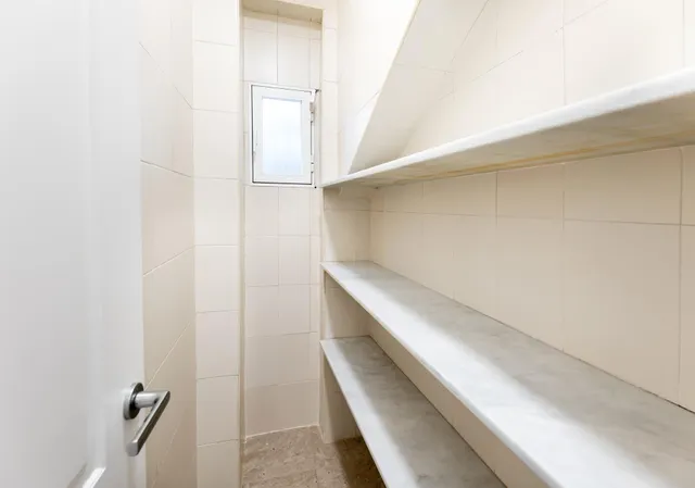 PISO DE 5 DORMITORIOS EN CALLE RECOGIDAS — 10