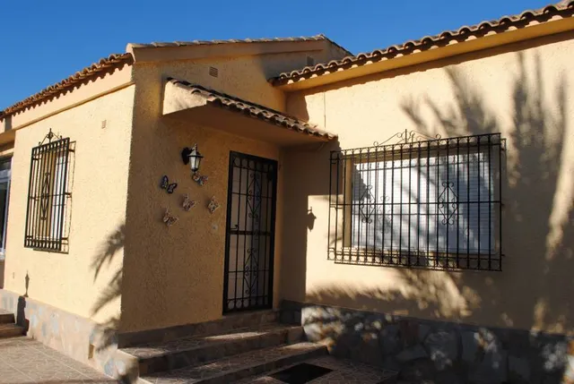 Parcela con proyecto de chalet en Cabo Roig — 7