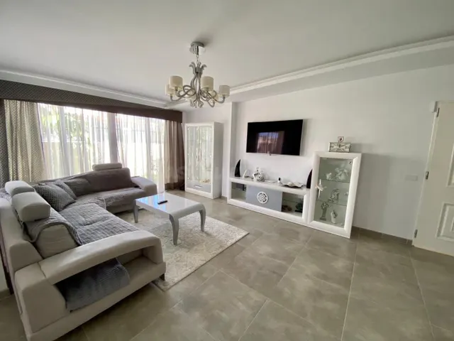 Villa de Lujo 3 habitaciones 120m² en venta - Palm Mar - foto 3
